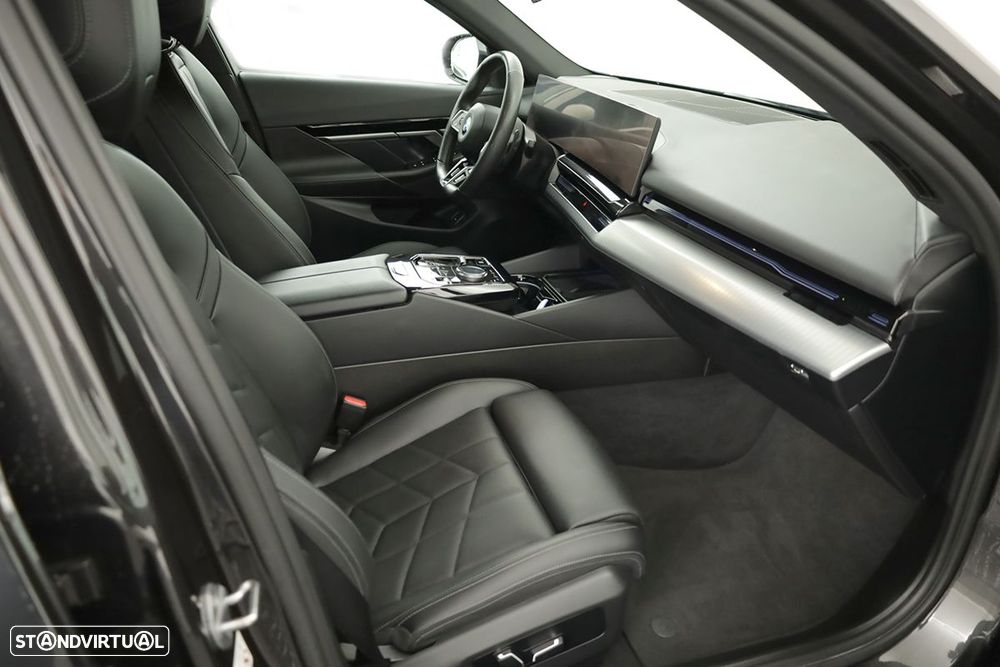 BMW 520 d Pack Desportivo M - 21