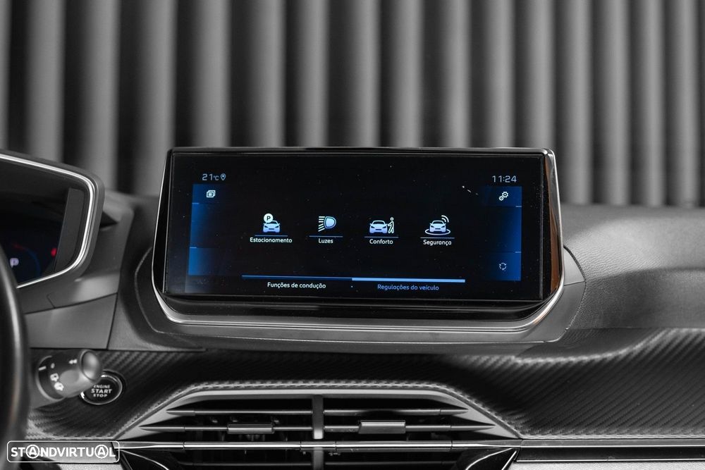 Peugeot 2008 1.5 BlueHDi Allure EAT8 - 21