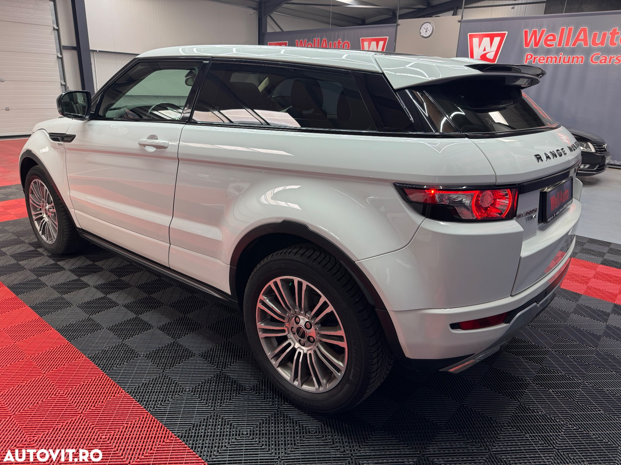 Land Rover Range Rover Evoque - 7