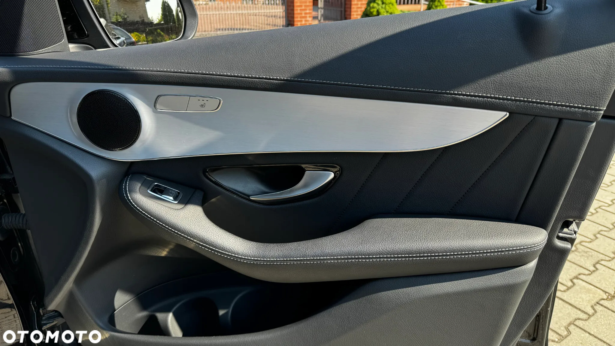 Mercedes-Benz GLC Coupe 300 e 4-Matic - 22