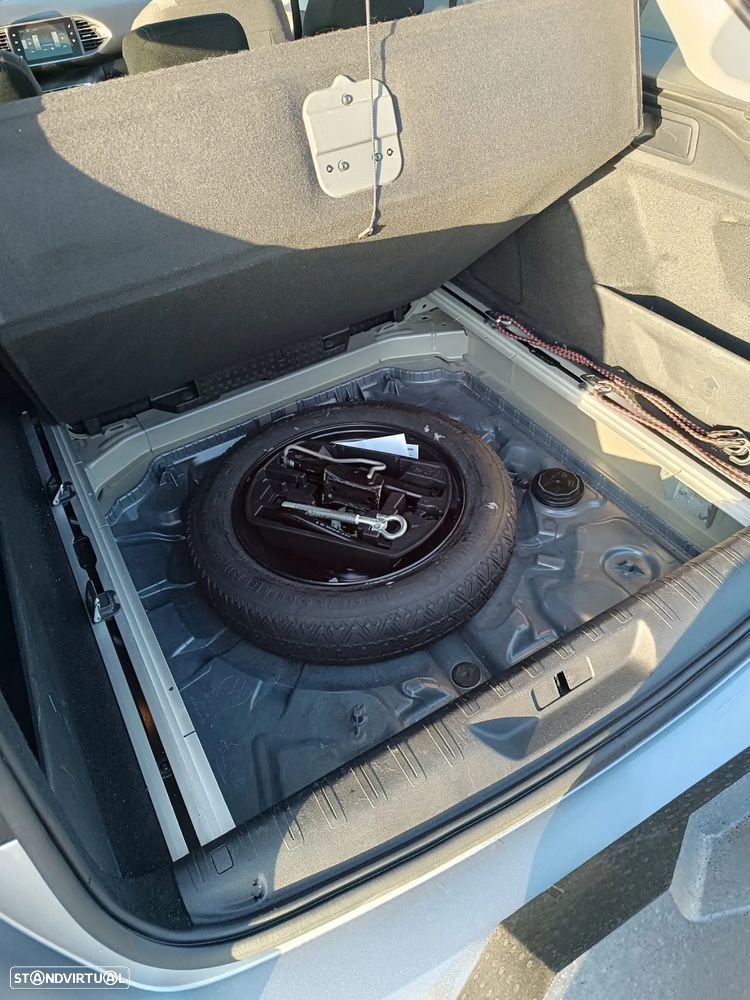 Peugeot 308 SW BlueHDi 120 Stop & Start Active - 12