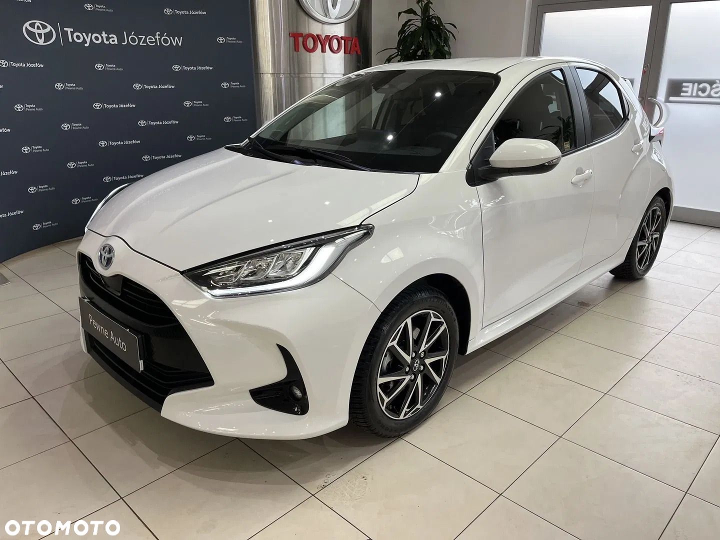 Toyota Yaris - 1