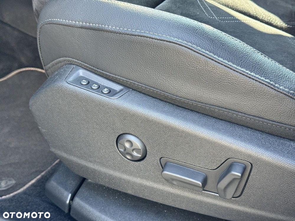 DS Automobiles DS 7 Crossback 1.5 BlueHDi Performance Line + - 28