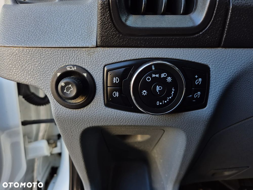 Ford TRANSIT - 18