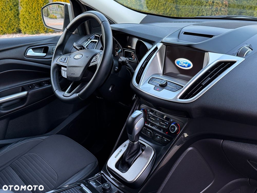 Ford Kuga 2.0 TDCi 4WD Titanium - 24