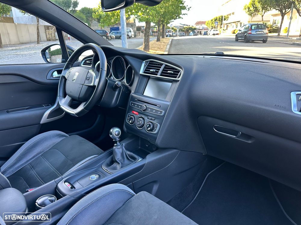 DS DS4 Crossback 1.6 BlueHDi So Chic J18 - 42