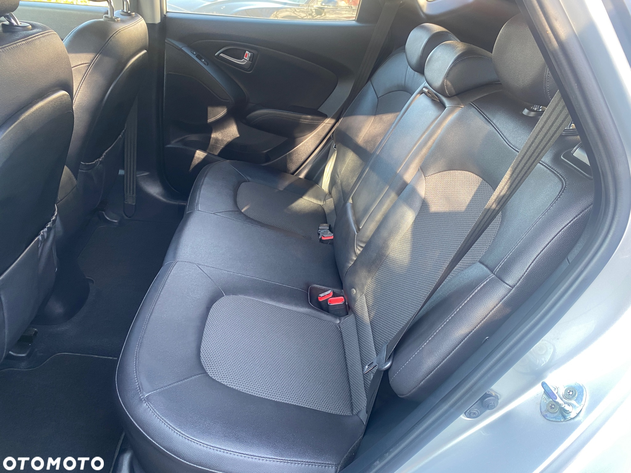 Hyundai ix35 2.0 CRDi 4WD Automatik Fifa World Cup Gold Edition - 21