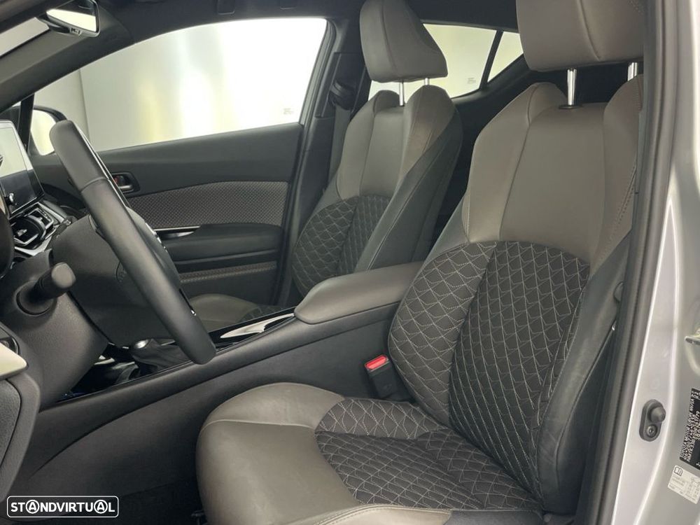 Toyota C-HR 1.8 Hybrid Square Collection - 16