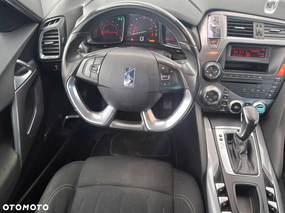 Citroën DS5 THP 155 Chic - 8