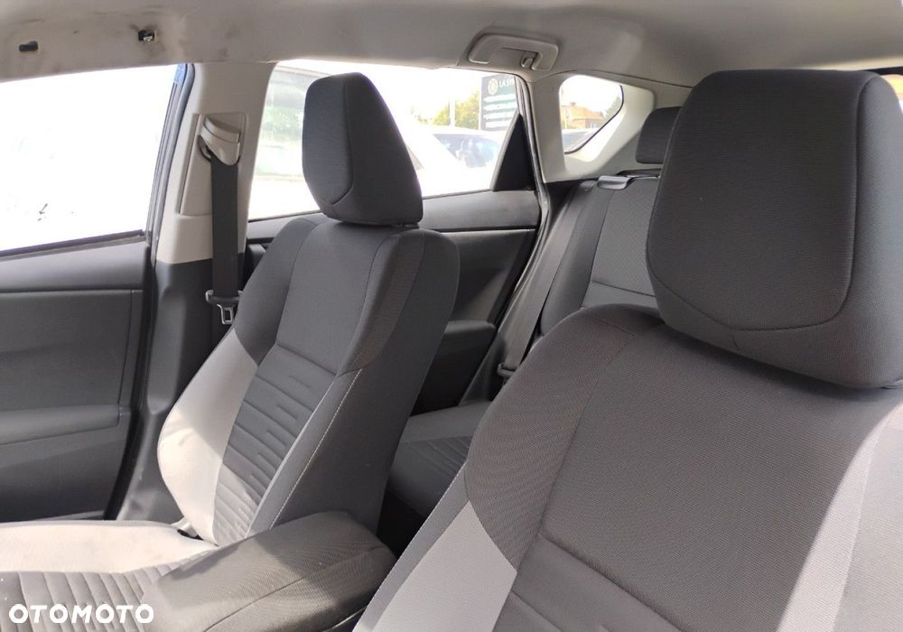 Toyota Auris - 9