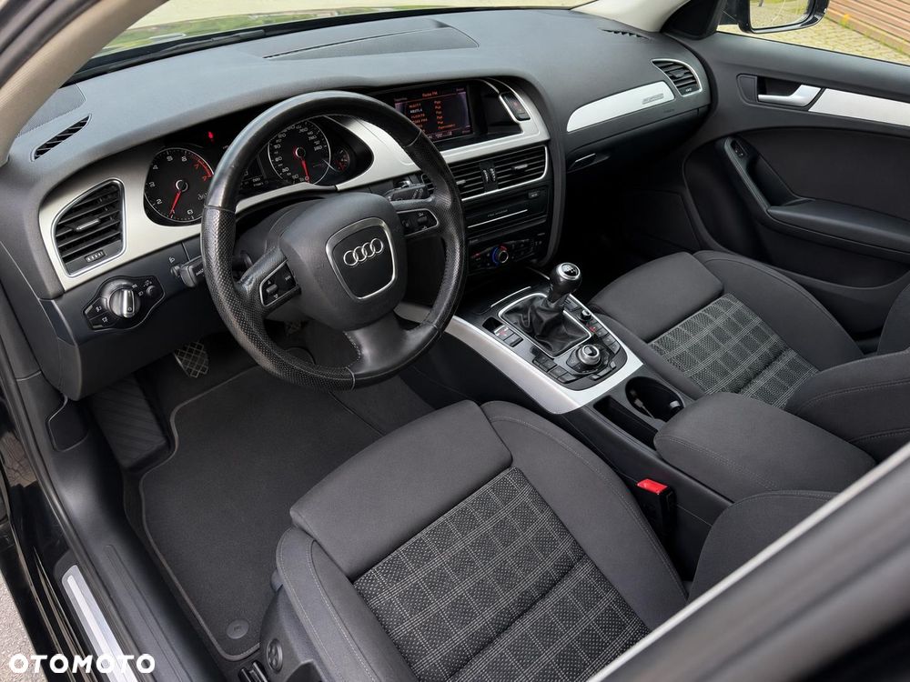 Audi A4 Avant 2.0 TFSI quattro Ambiente - 7