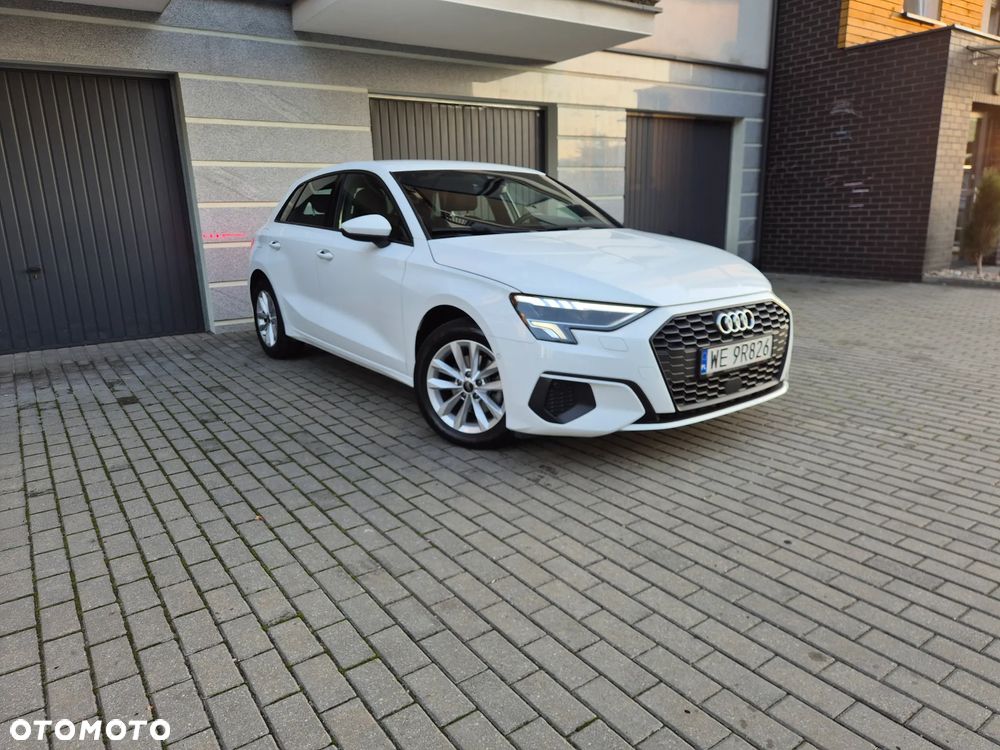 Audi A3 Sportback - 2