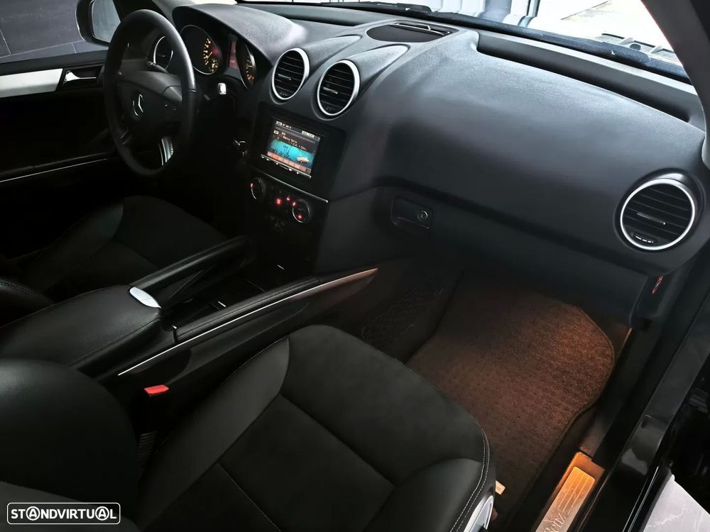 Mercedes-Benz ML 320 CDI - 20