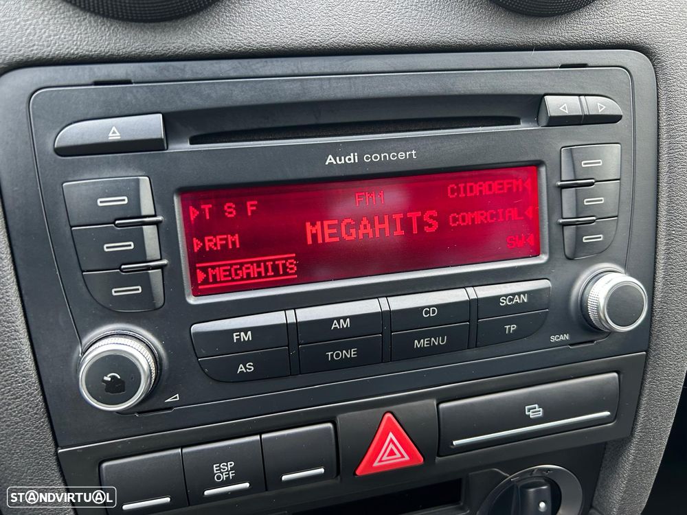 Audi A3 Sportback 2.0 TDi Ambiente - 15