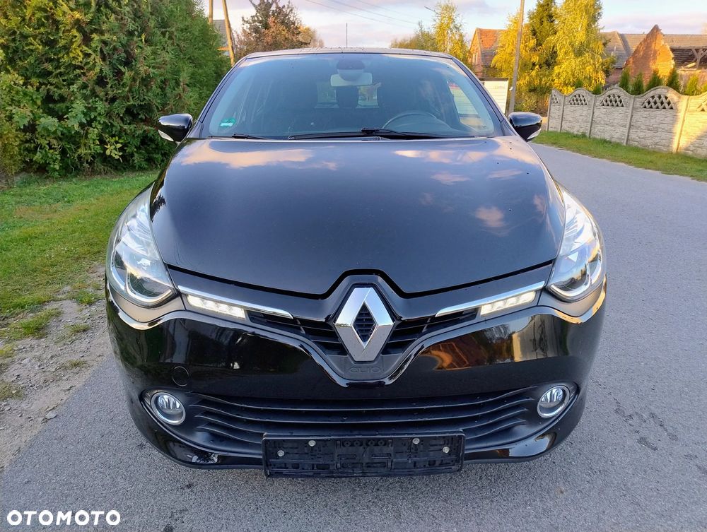Renault Clio 1.2 16V 75 Limited - 24