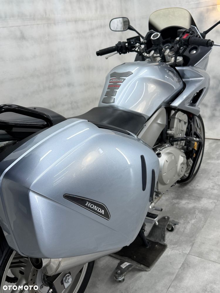 Honda CBF - 14