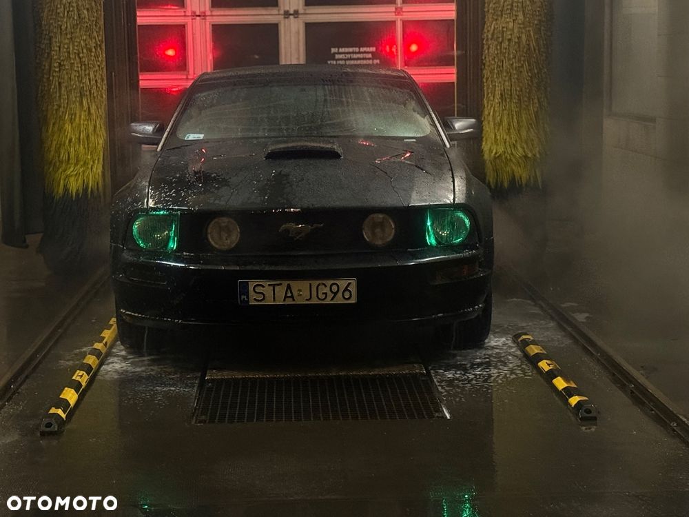 Ford Mustang - 13