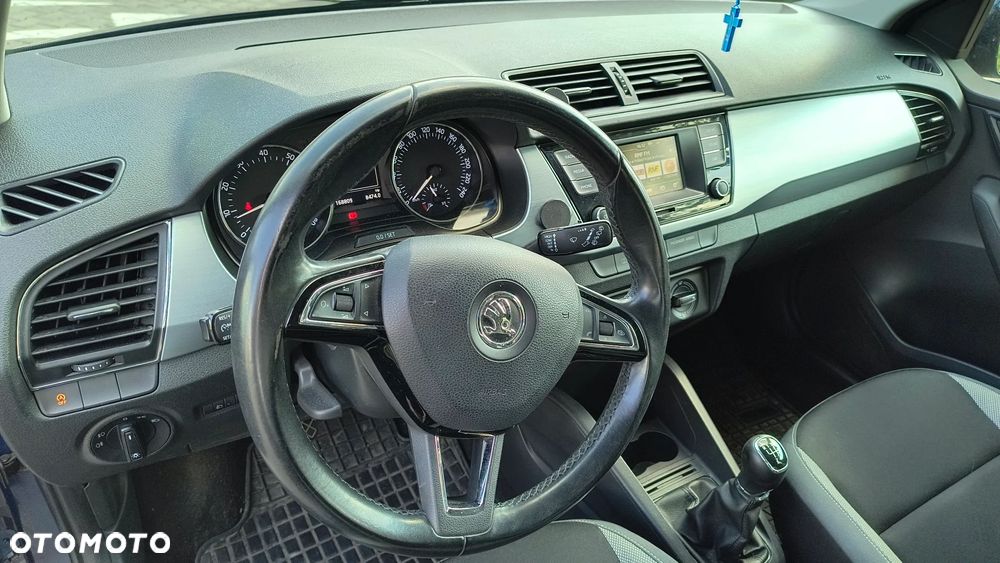 Skoda Fabia 1.2 TSI Active - 22
