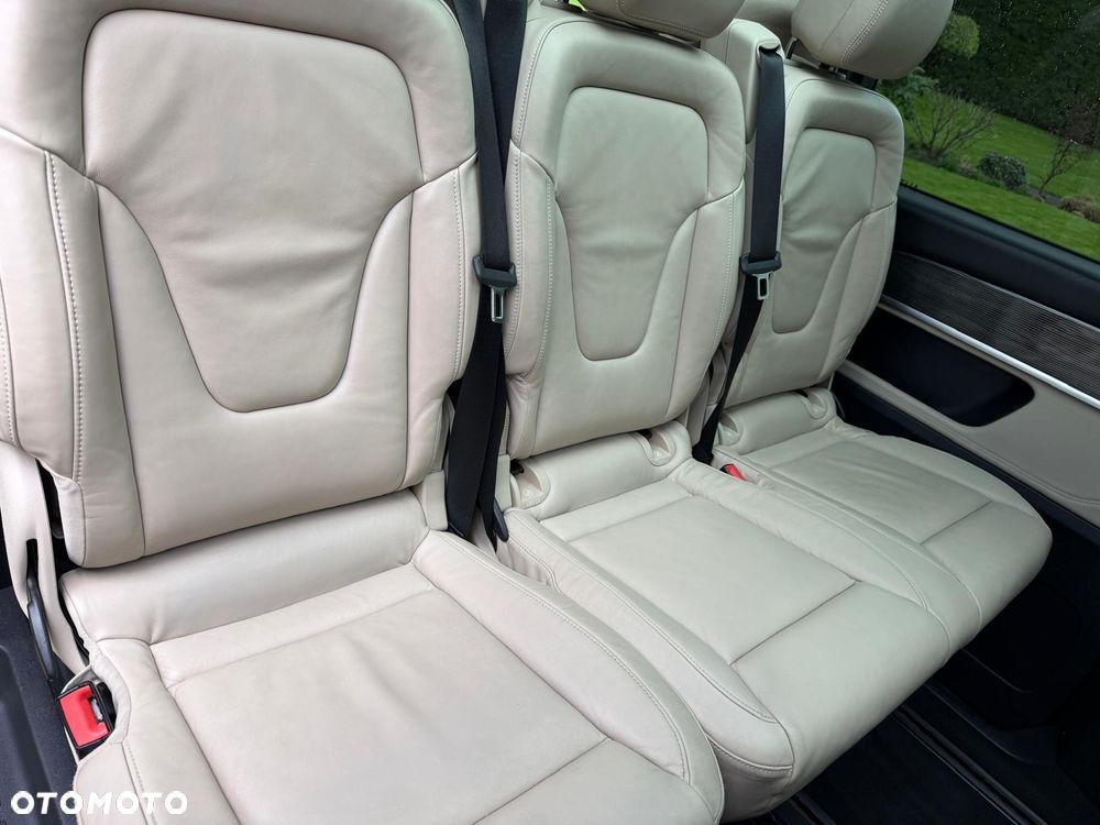 Mercedes-Benz Klasa V 250 d lang 4Matic 9G-TRONIC Exclusive - 25