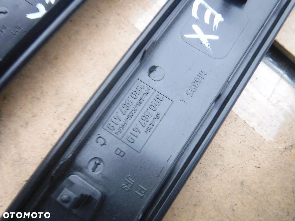 Seat Exeo dekory listwy drzwi 3R0867420B komplet czarne - 3