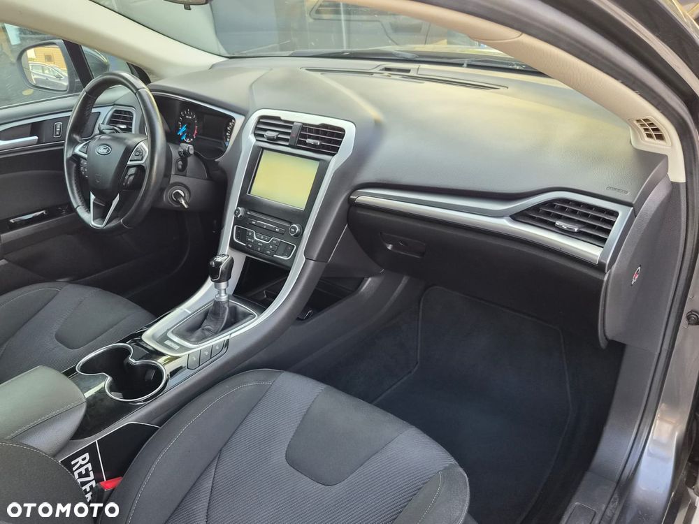 Ford Mondeo 1.6 TDCi Ambiente - 29