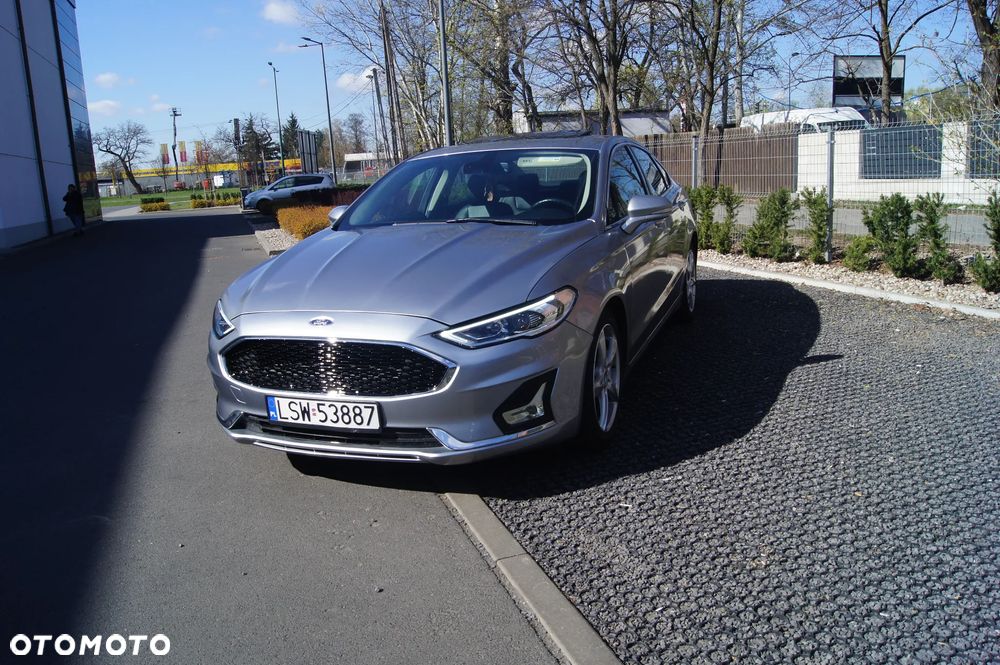 Ford Fusion - 13