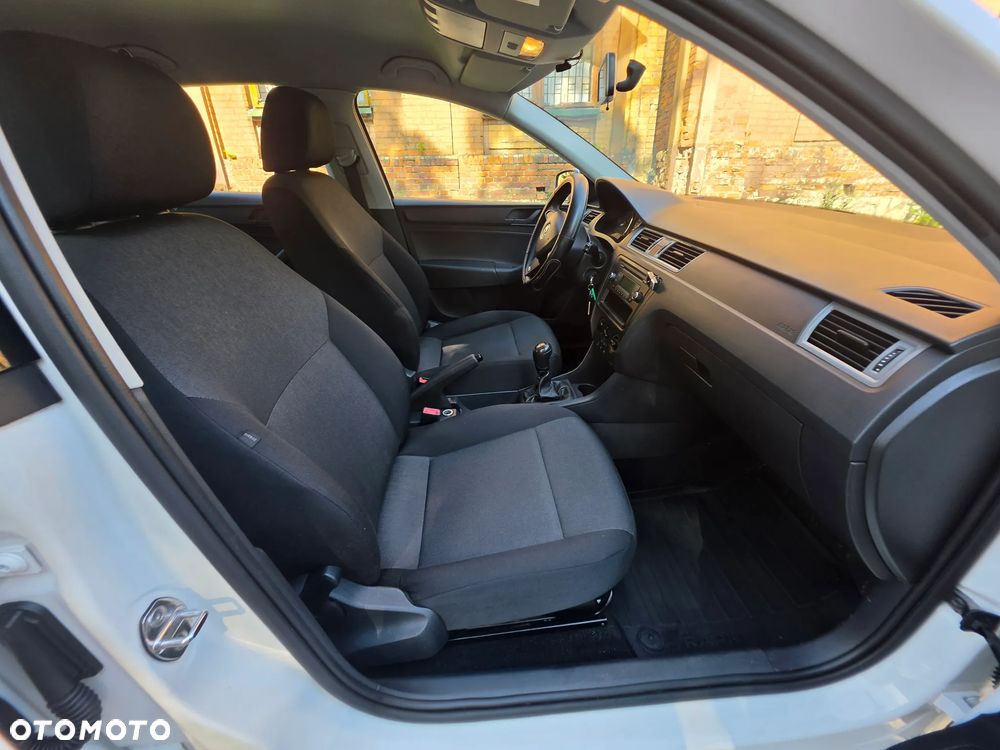 Skoda RAPID 1.2 TSI Style Plus - 13