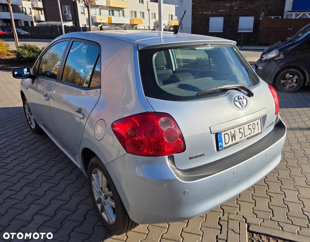 Toyota Auris 1.4 VVT-i Sol - 3