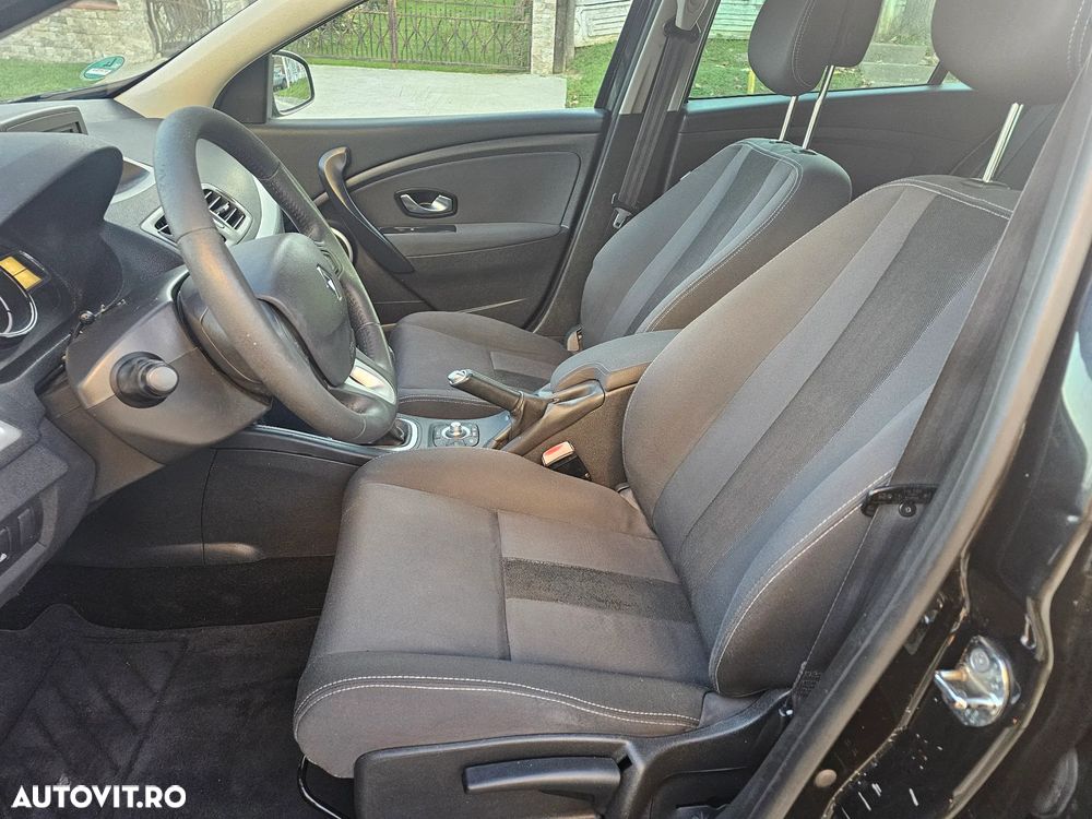 RENAULT Megane 2011 — imagine 9