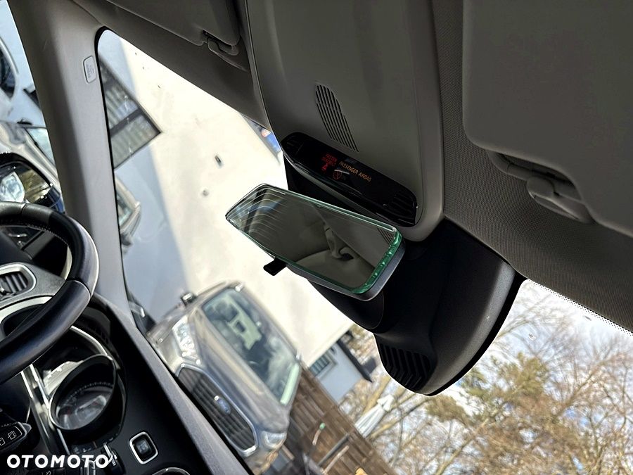 Volvo V40 D2 Summum - 24