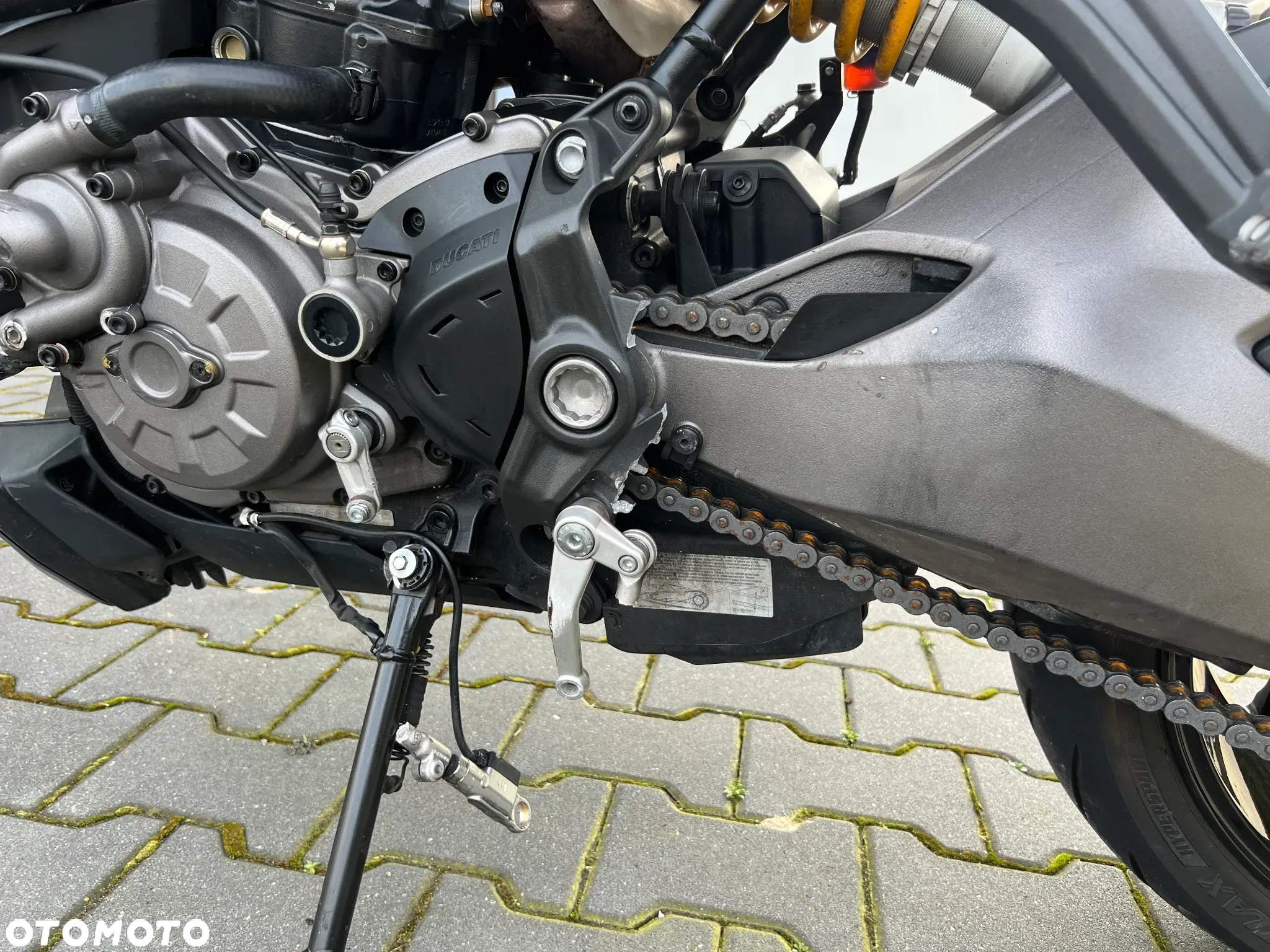 Ducati Monster - 28