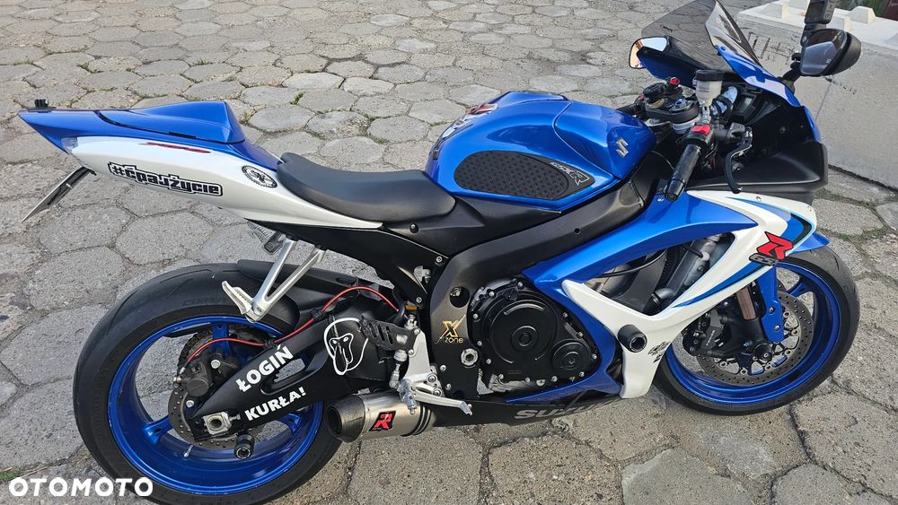 Suzuki GSX-R - 7