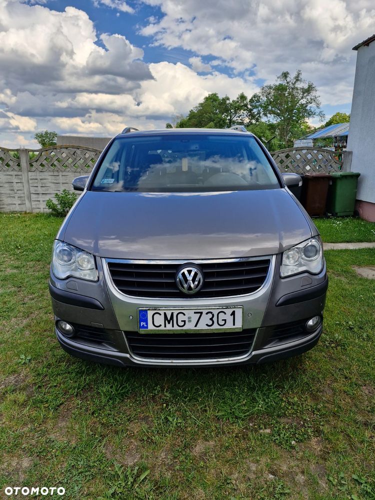 Volkswagen Touran 2.0 TDI DPF Cross - 3