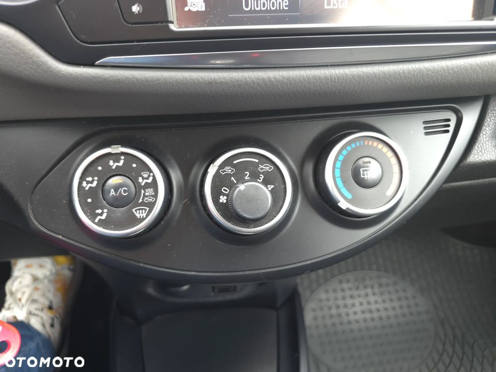 Toyota Yaris 1.33 Premium EU6 - 26