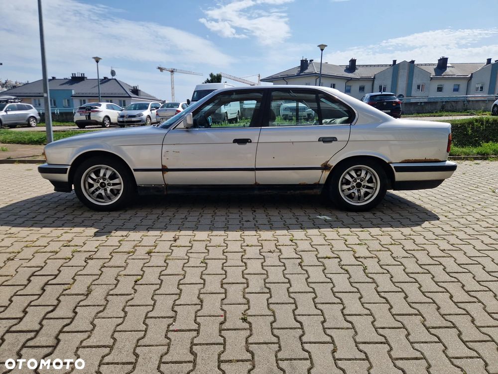 BMW Seria 5 525tds - 4