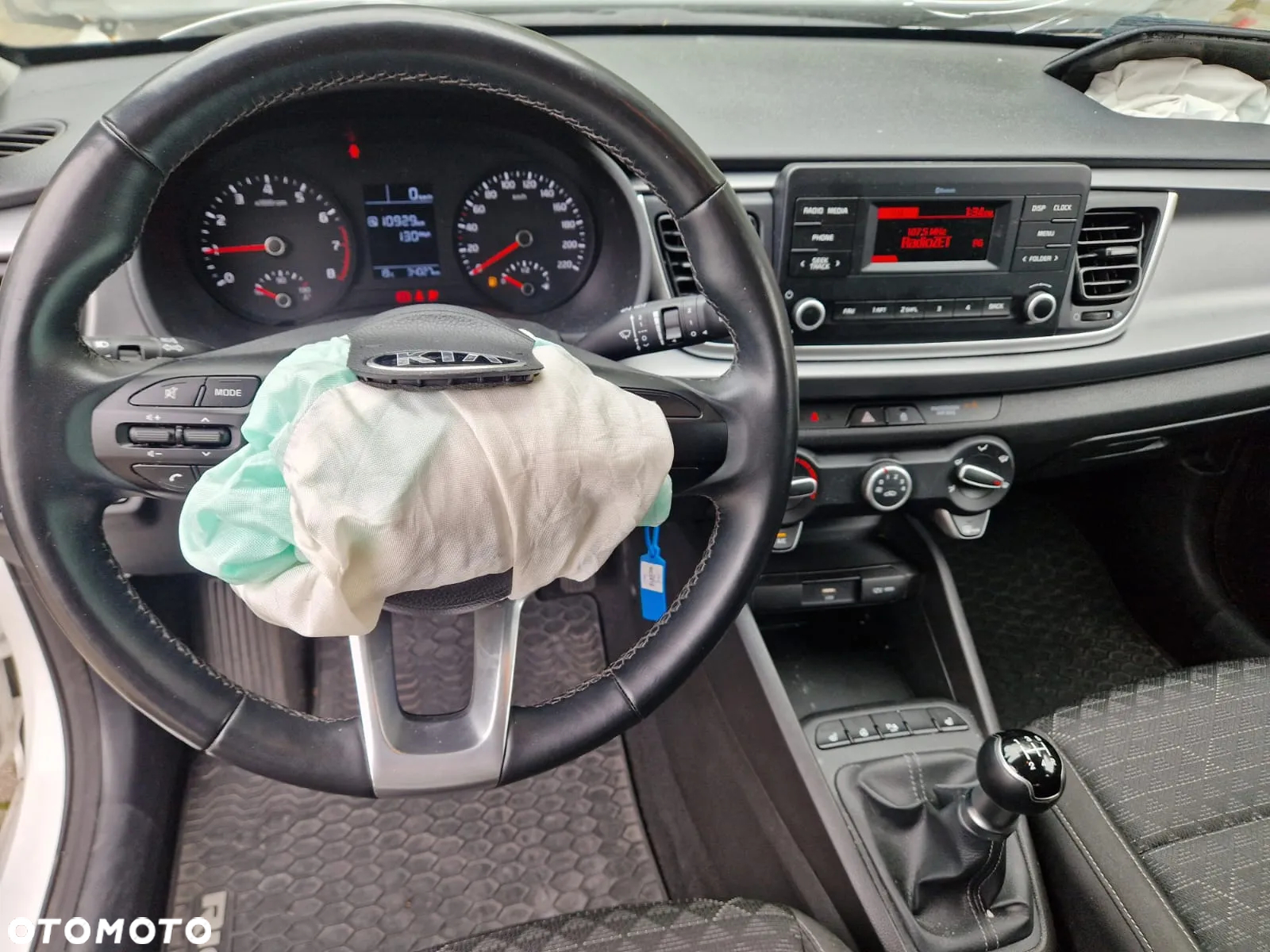 Kia Rio 1.2 M - 13