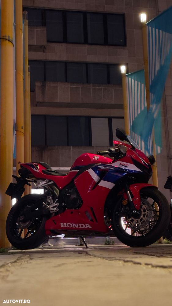 Honda CBR 600RR Tricolour-HRC - 4