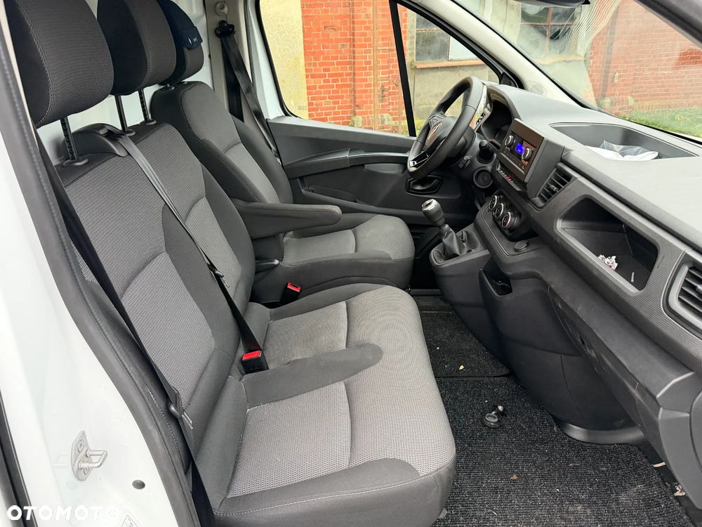 Renault TRAFIC - 4