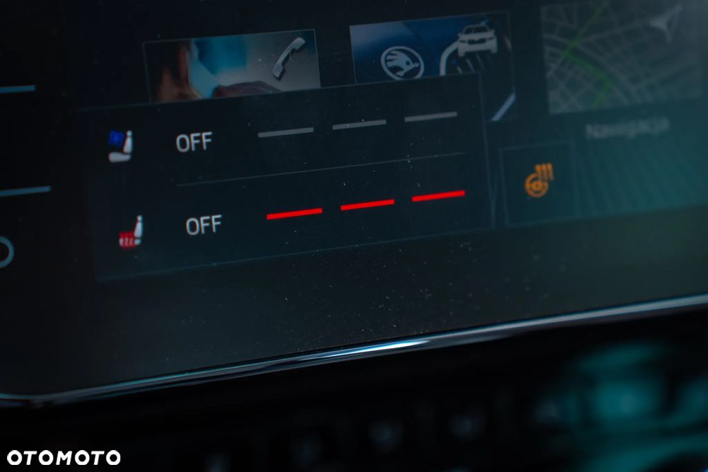 Skoda Superb 2.0 TDI L&K DSG - 35