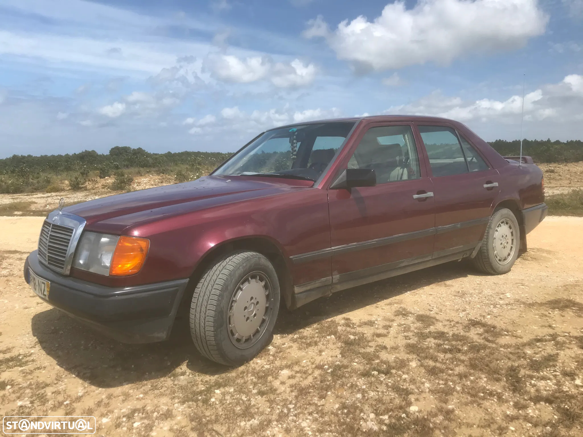 Mercedes-Benz 200 Standard - 3