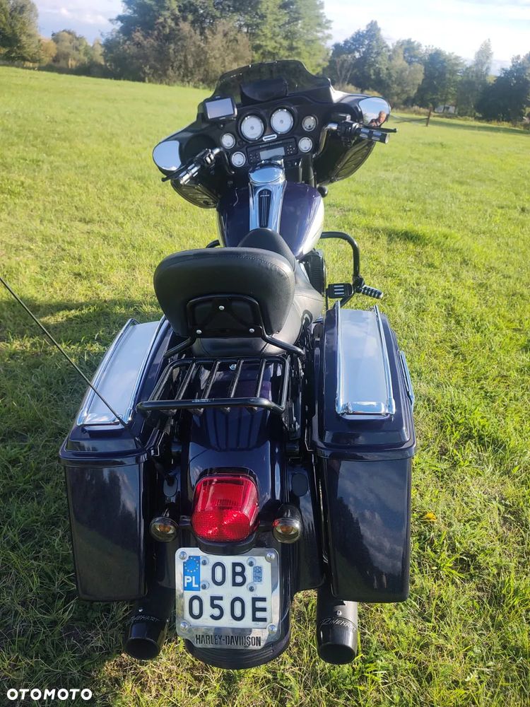 Harley-Davidson FLH Electra Glide - 2