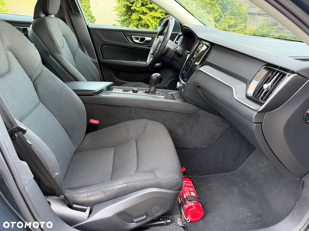 Volvo V60 D3 Summum - 33