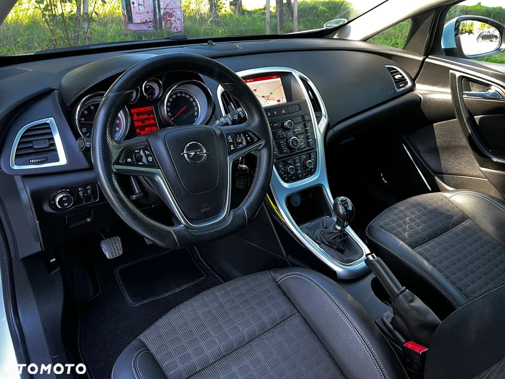 Opel Astra GTC 1.4 Turbo Innovation - 15