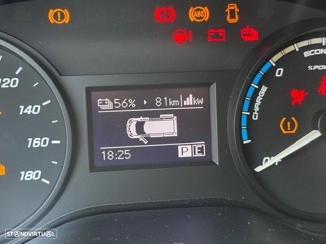 Mercedes-Benz E-Vito - 5
