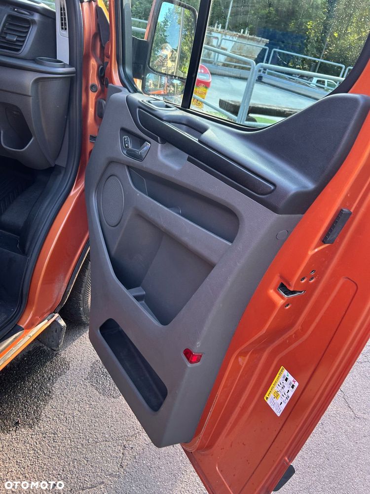 Ford Transit Custom - 12