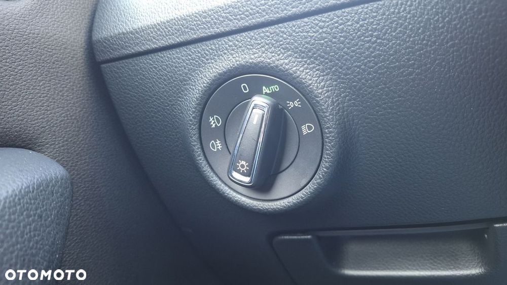 Skoda Superb 2.0 TDI SCR Style DSG - 21