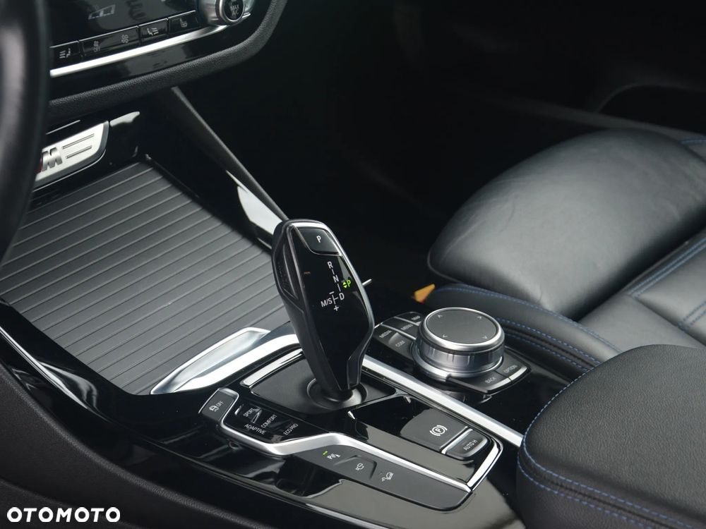 BMW X3 xM40i mHEV - 15