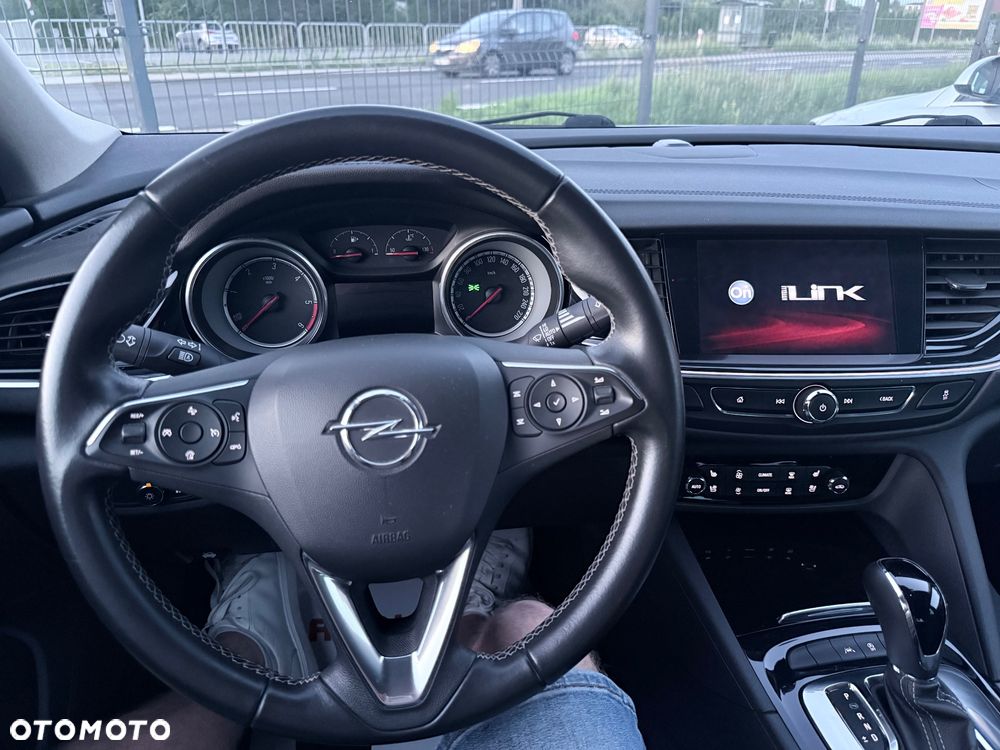 Opel Insignia - 28