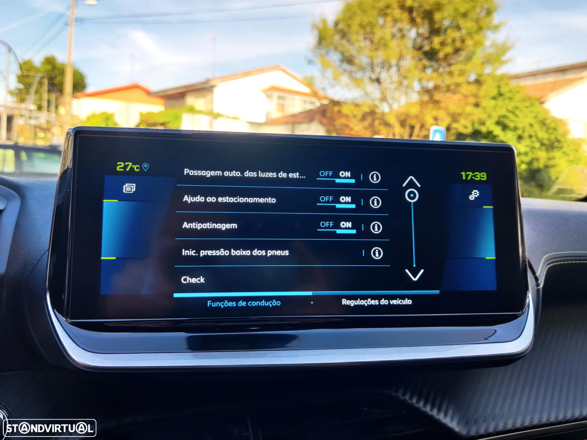Peugeot e-208 50 kWh GT - 27
