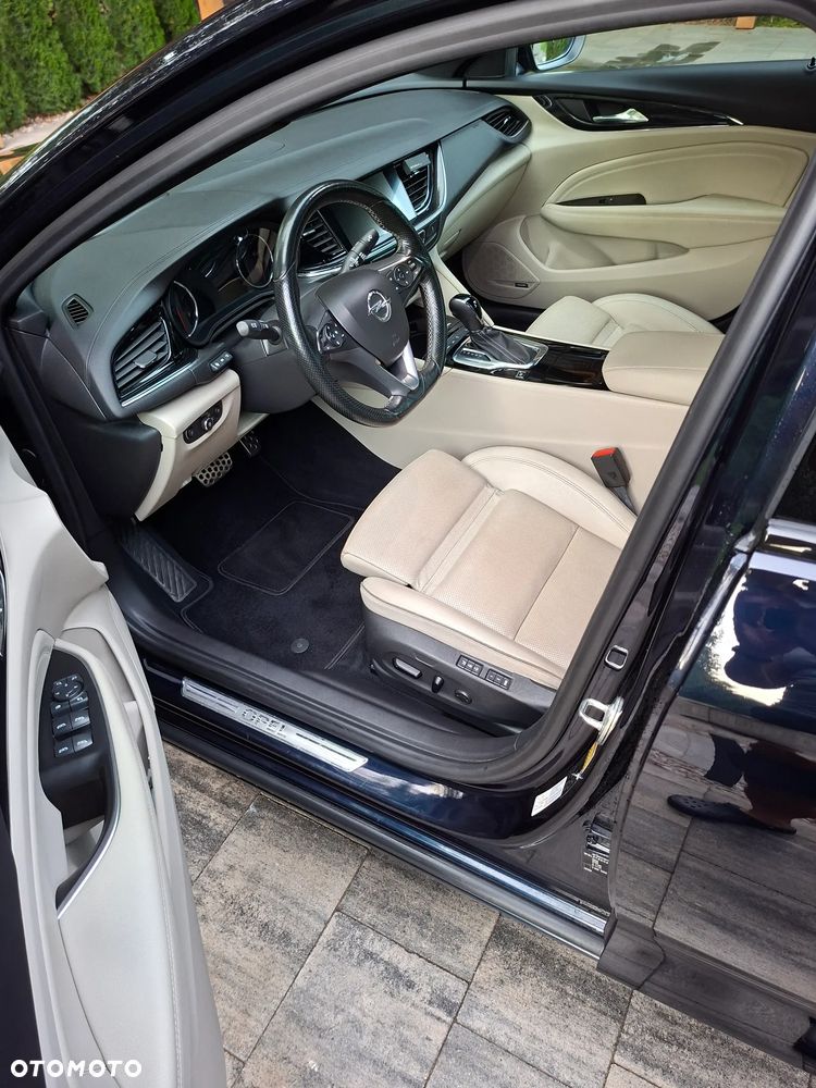 Opel Insignia 2.0 T 4x4 Innovation S&S - 8